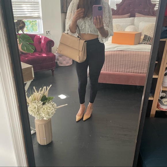 Louis Vuitton Cluny MM - Picture 16 of 16